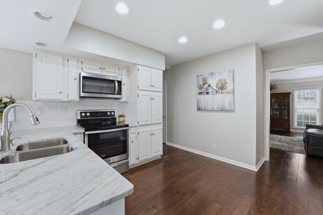 129 Devonshire Trl, Hendersonville, TN 37075