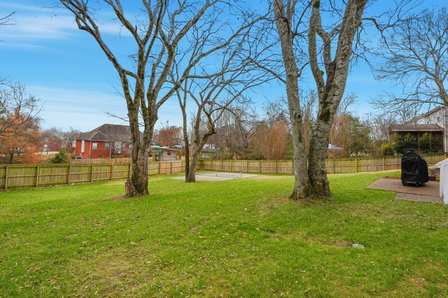 129 Devonshire Trl, Hendersonville, TN 37075