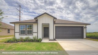 708 PRINCE ALBERT, Seguin, TX 78155