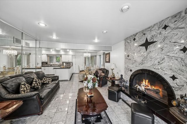 823 Tenuta Court, Olympia Fields, IL 60461