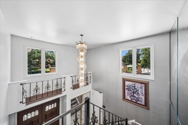 823 Tenuta Court, Olympia Fields, IL 60461