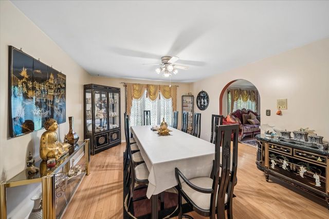 823 Tenuta Court, Olympia Fields, IL 60461
