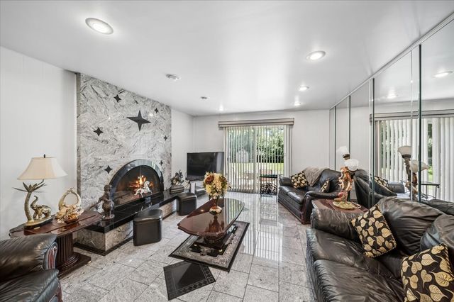 823 Tenuta Court, Olympia Fields, IL 60461