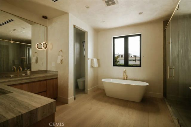 4273 Murietta Avenue, Sherman Oaks, CA 91423