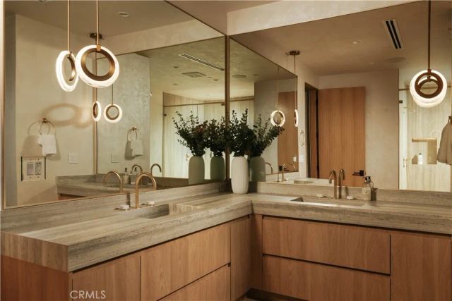 4273 Murietta Avenue, Sherman Oaks, CA 91423