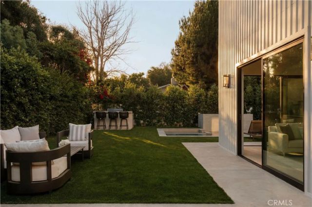 4273 Murietta Avenue, Sherman Oaks, CA 91423