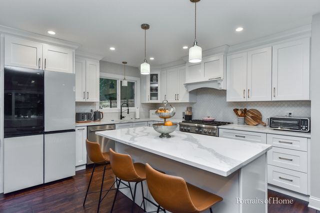 30W172 Claymore Lane, Naperville, IL 60563