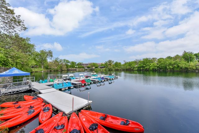 30W172 Claymore Lane, Naperville, IL 60563