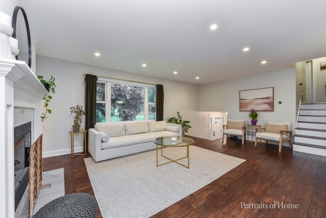30W172 Claymore Lane, Naperville, IL 60563