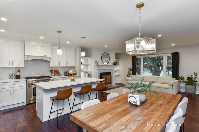 30W172 Claymore Lane, Naperville, IL 60563