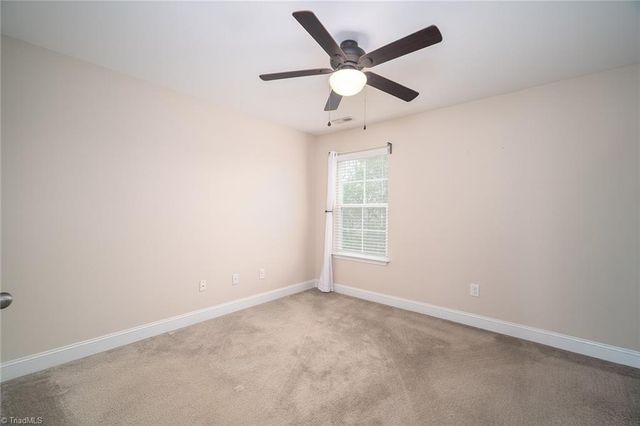 15 Harvest Oak Court, Greensboro, NC 27406