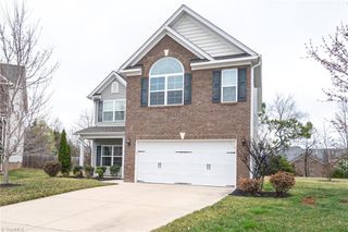 15 Harvest Oak Court, Greensboro, NC 27406