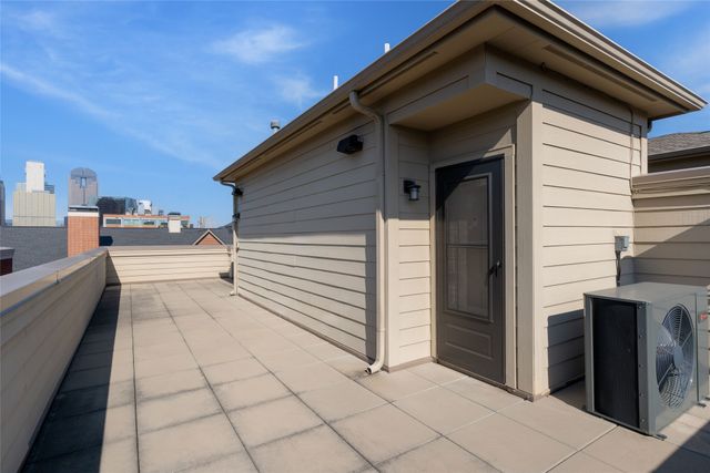 2222 Marilla Street, Dallas, TX 75201