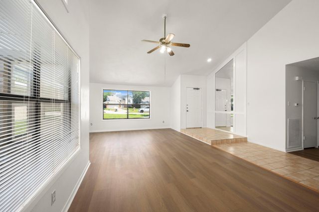 7415 Creekfield Drive, Spring, TX 77379