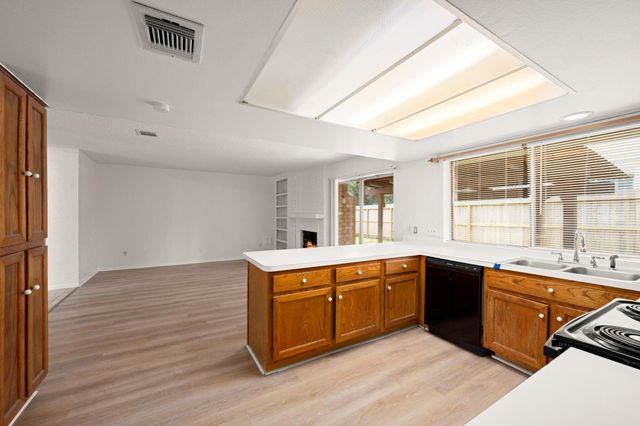 7415 Creekfield Drive, Spring, TX 77379