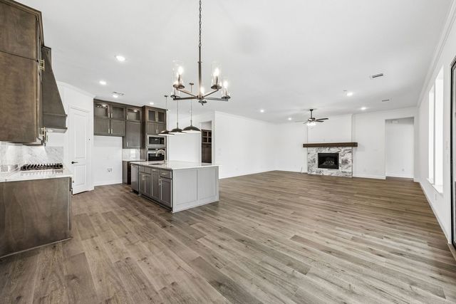4811 Bonanza Drive, Midlothian, TX 76065