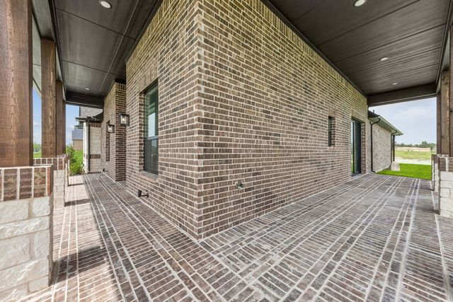 4811 Bonanza Drive, Midlothian, TX 76065