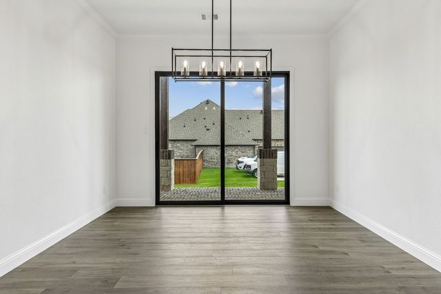 4811 Bonanza Drive, Midlothian, TX 76065