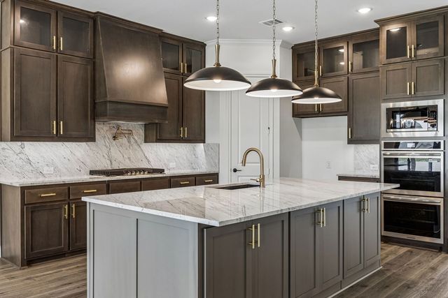 4811 Bonanza Drive, Midlothian, TX 76065