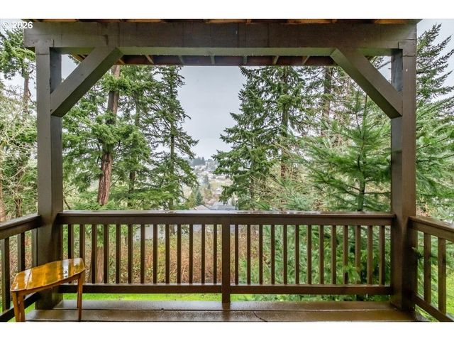 2469 DALKE RIDGE Dr, Salem, OR 97304