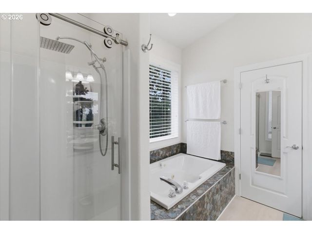 2469 DALKE RIDGE Dr, Salem, OR 97304