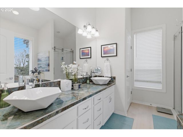 2469 DALKE RIDGE Dr, Salem, OR 97304