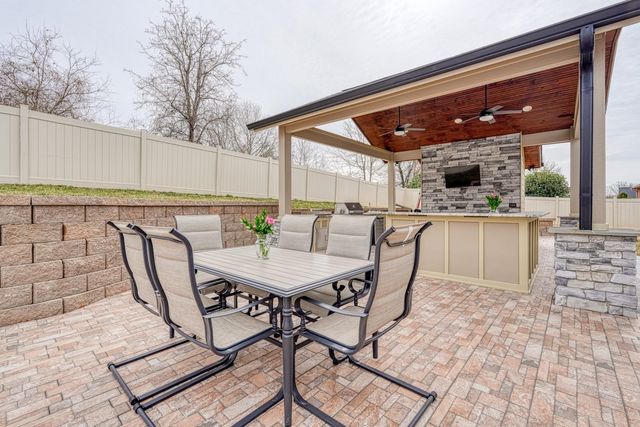 139 Floyd Meadow Drive, Inman, SC 29349