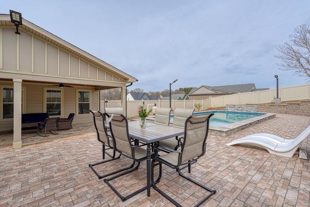 139 Floyd Meadow Drive, Inman, SC 29349