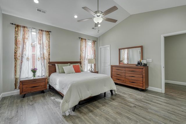 139 Floyd Meadow Drive, Inman, SC 29349