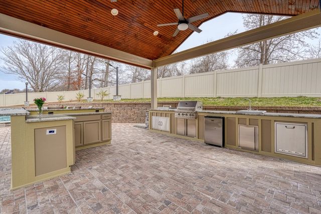 139 Floyd Meadow Drive, Inman, SC 29349