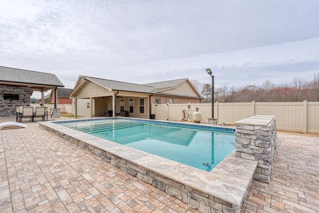 139 Floyd Meadow Drive, Inman, SC 29349