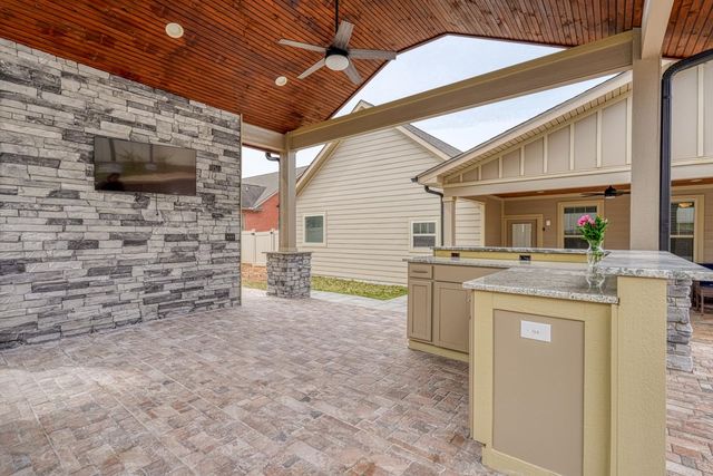 139 Floyd Meadow Drive, Inman, SC 29349