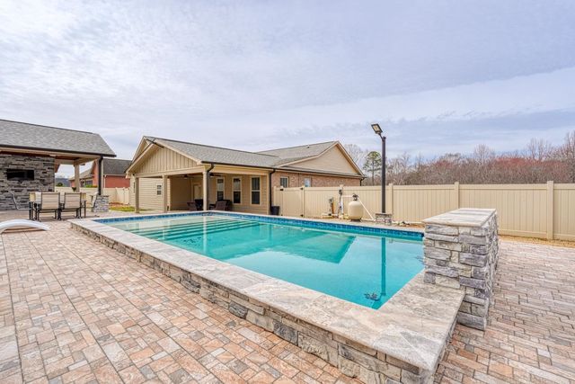 139 Floyd Meadow Drive, Inman, SC 29349