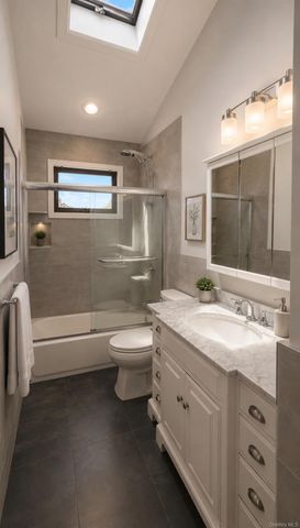 745 S 9th Street, Lindenhurst, NY 11757