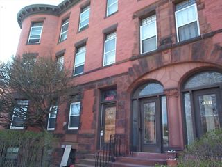 1887 Beacon St 1, Brookline, MA 02445