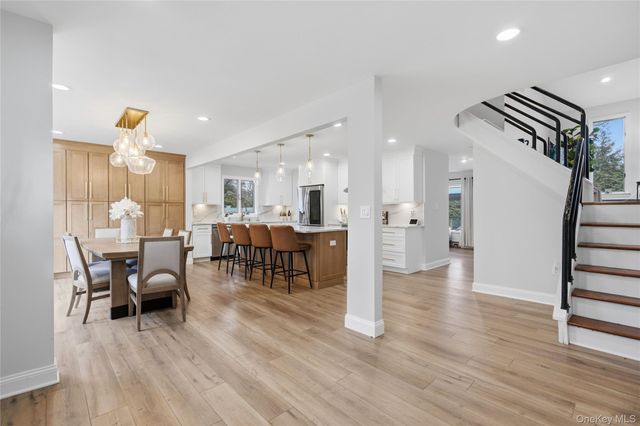 15 Autumn Drive, Mount Sinai, NY 11766