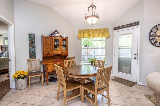 116 Ashlyn Court, Whitesboro, TX 76273