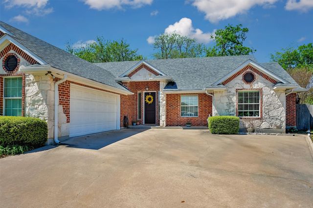 116 Ashlyn Court, Whitesboro, TX 76273