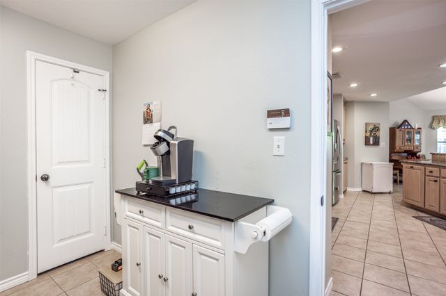 116 Ashlyn Court, Whitesboro, TX 76273