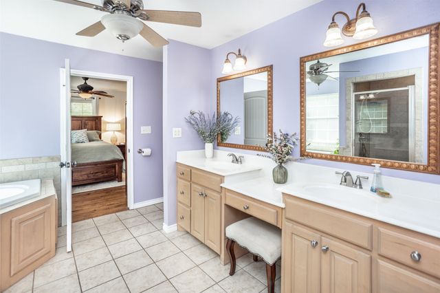 116 Ashlyn Court, Whitesboro, TX 76273