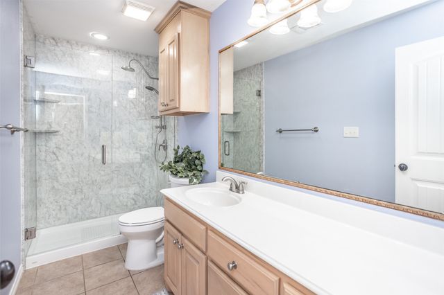 116 Ashlyn Court, Whitesboro, TX 76273