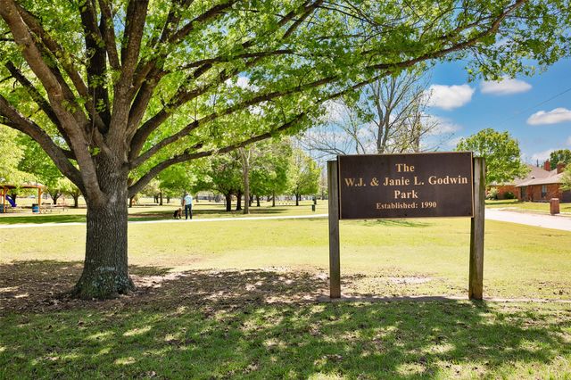 116 Ashlyn Court, Whitesboro, TX 76273