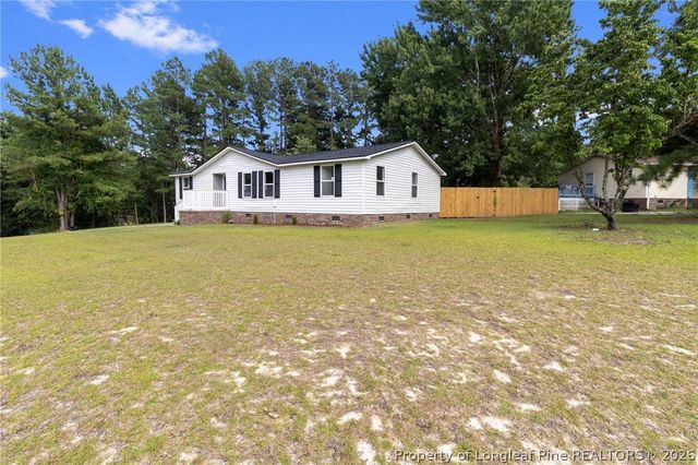 203 McDougald Drive, Raeford, NC 28376