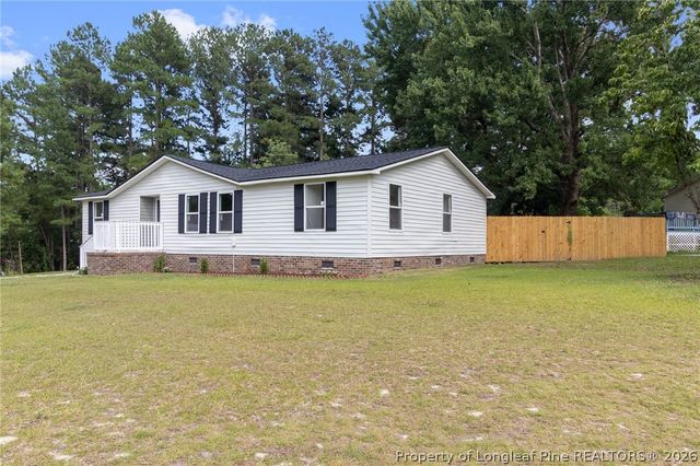 203 McDougald Drive, Raeford, NC 28376