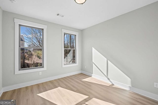 1983 American Way 27, Kennesaw, GA 30144