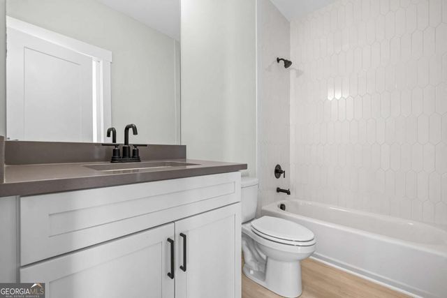 1983 American Way 27, Kennesaw, GA 30144