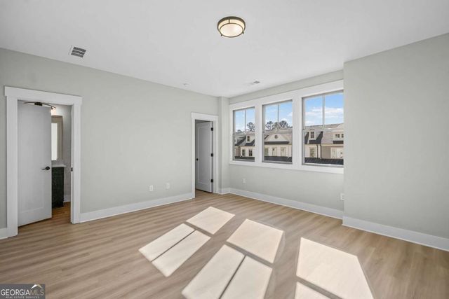 1983 American Way 27, Kennesaw, GA 30144