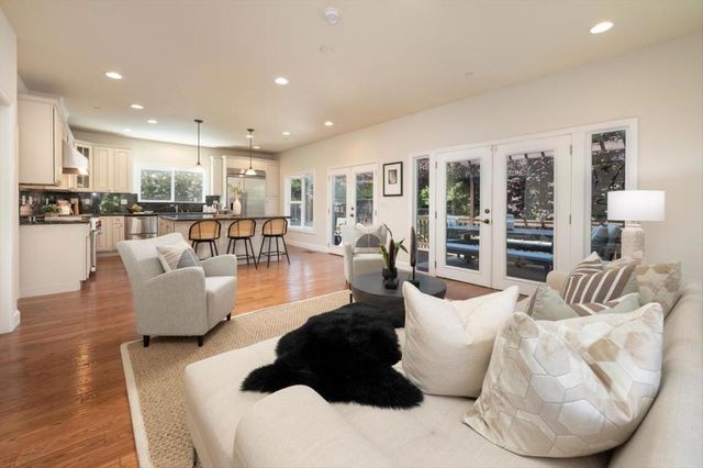 714 Barneson Avenue, San Mateo, CA 94402