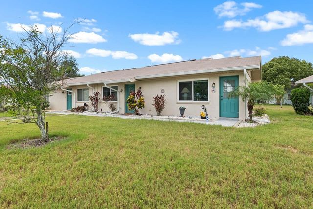 1906 CANTERBURY LANE 26, Sun City Center, FL 33573