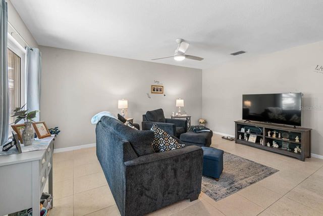 1906 CANTERBURY LANE 26, Sun City Center, FL 33573